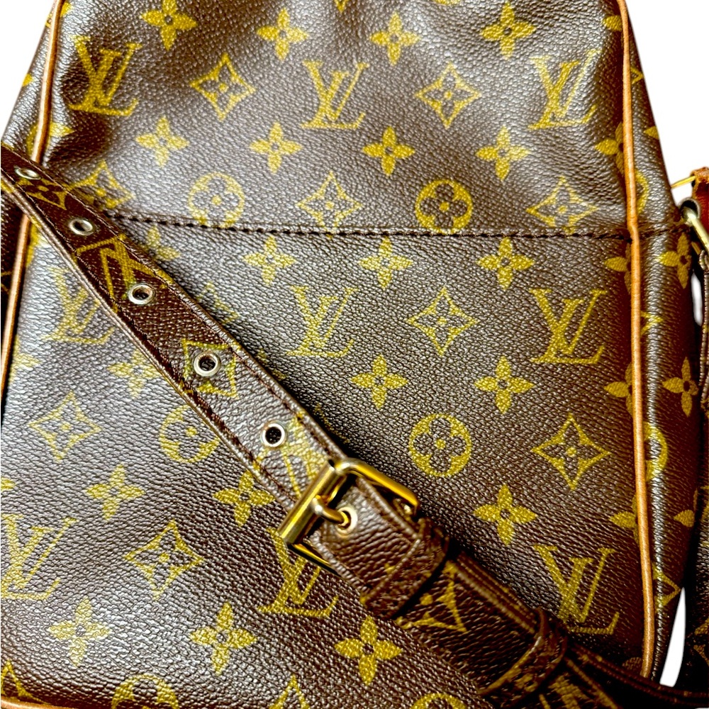 Louis Vuitton Marceau Messenger PM Monogram
Shoulder Bag - Vintage Luxury
